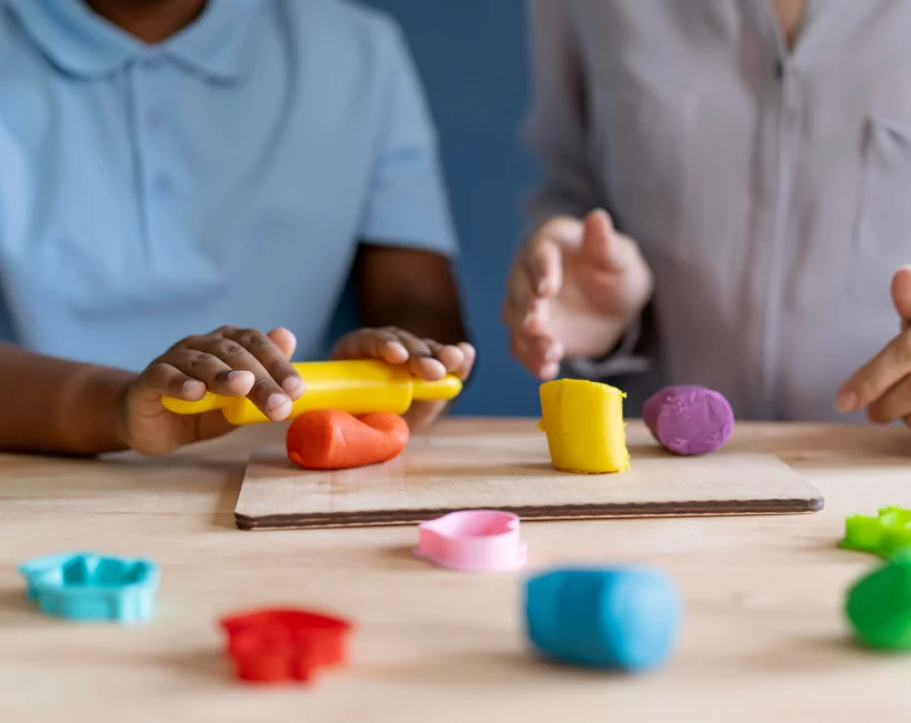 Formas em plasticina | Serviço de Terapia Ocupacional | Psicofoz - Guarda